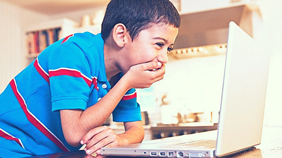 कंप्यूटर मे अपने बच्चो की इंटरनेट इस्तेमाल को कैसे मॉनिटर करे?